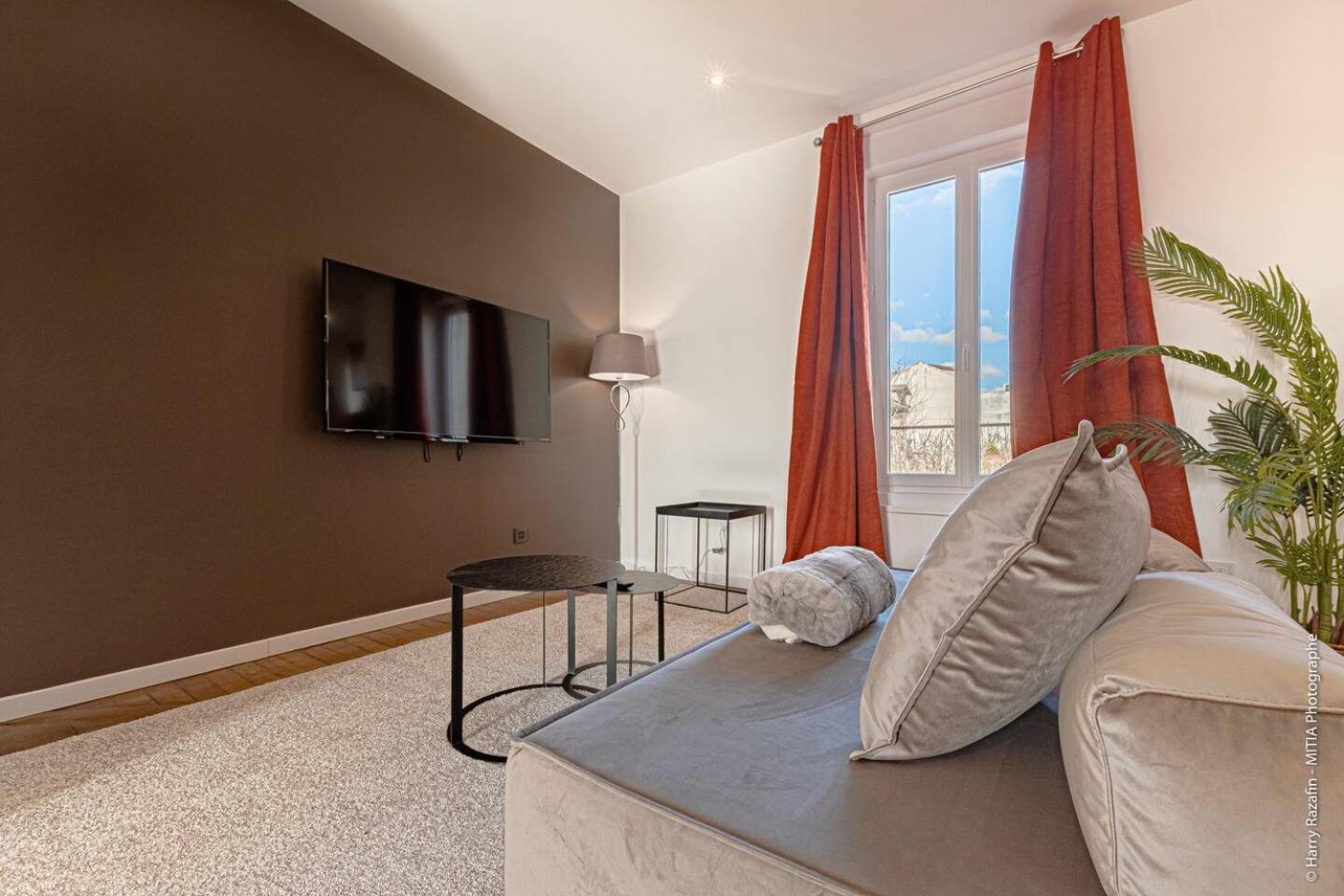 Les Suites Locarno Λιμόζ Εξωτερικό φωτογραφία